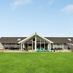 6 Bedroom Amazing In Idestrup