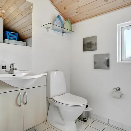 Holiday home 6 Bedroom Amazing In Idestrup