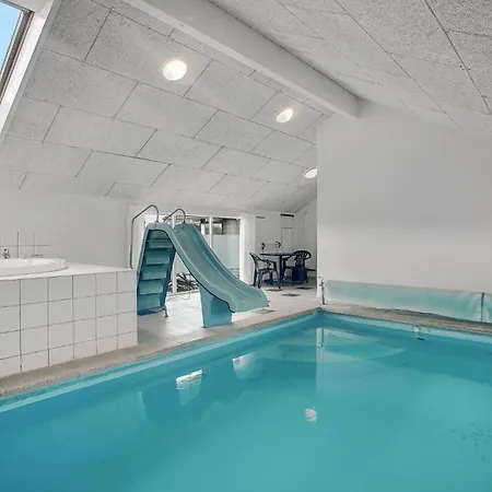 Holiday home 6 Bedroom Amazing In Idestrup *