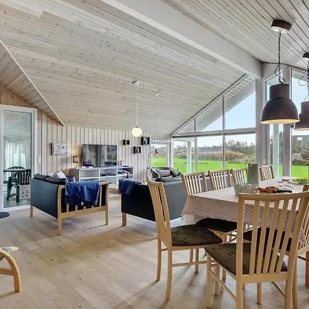6 Bedroom Amazing In Idestrup Holiday home Boto By