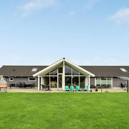 6 Bedroom Amazing In Idestrup
