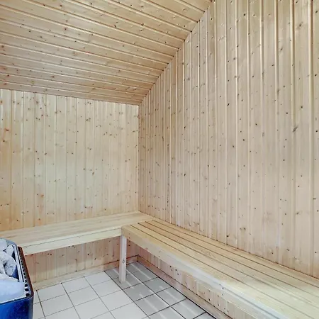 6 Bedroom Amazing In Idestrup Holiday home *