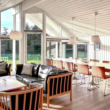 Дом отдыха 6 Bedroom Amazing In Idestrup