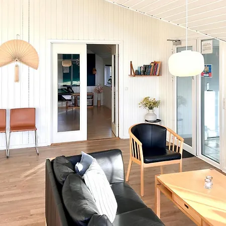 Awesome In Idestrup With Sauna Prázdninový dům Bøtø By