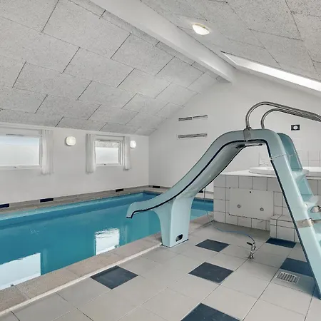 Awesome In Idestrup With Sauna Prázdninový dům Bøtø By